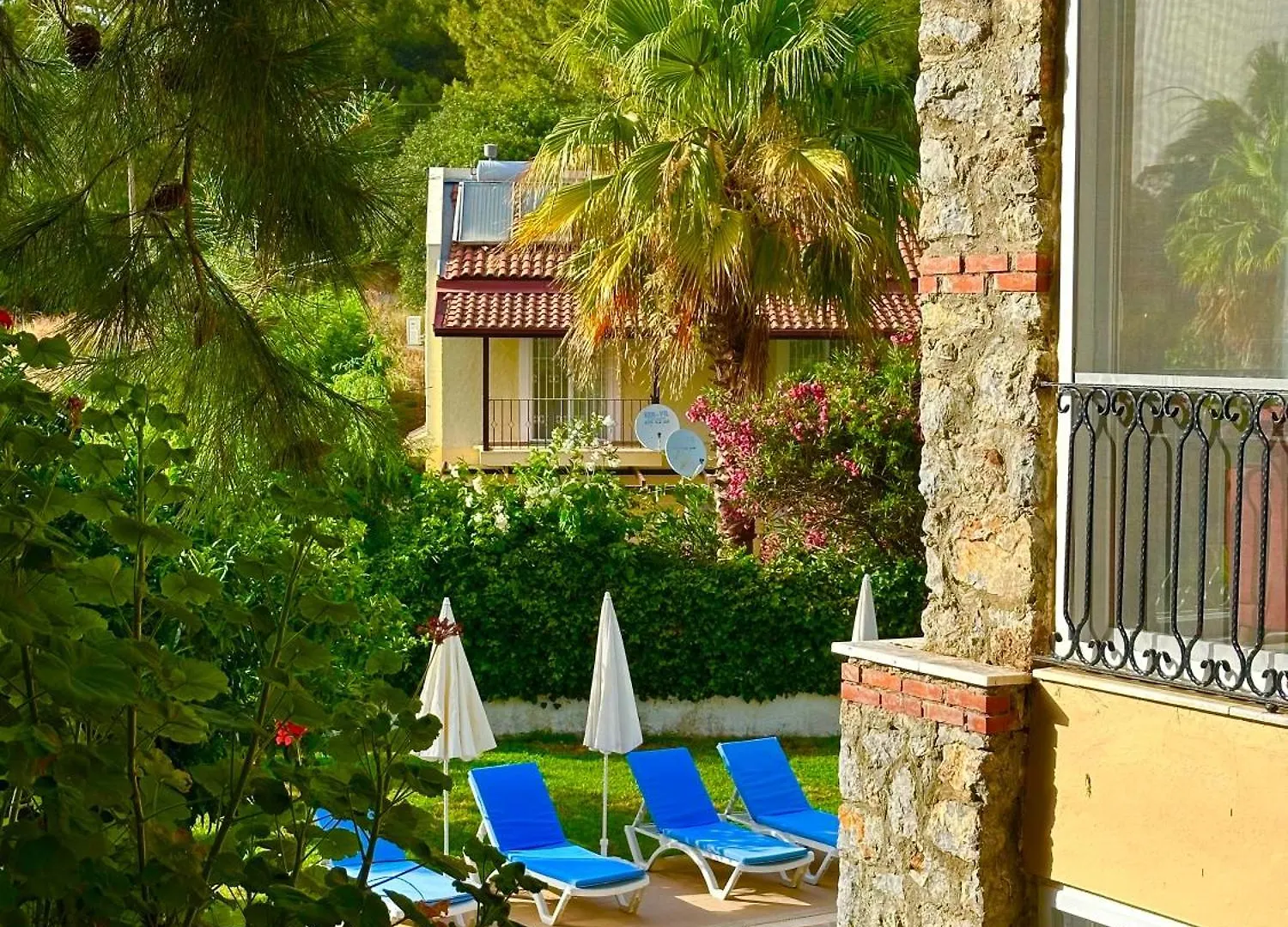 Villa With A Private Pool And Mountain View In A Quiet Area Next To Fores Fethiye